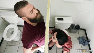 Macey Jade Hole In The Wall - BrazzersExxtra